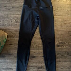 Alo High-Waisted Leggings